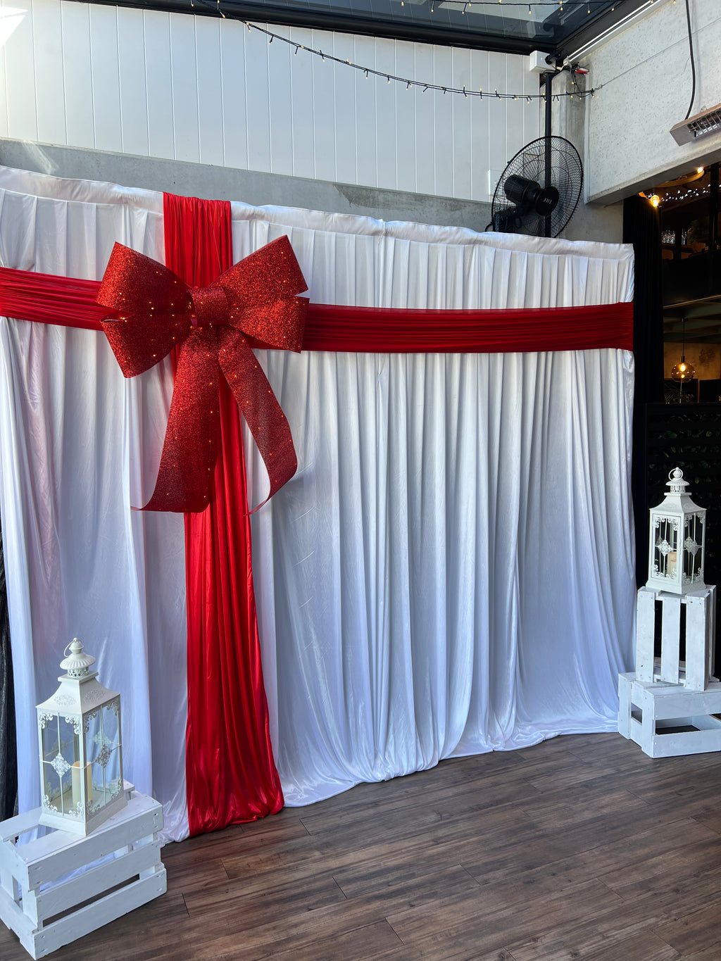 "CHRISTMAS GIFT" - BACKDROP PACKAGE