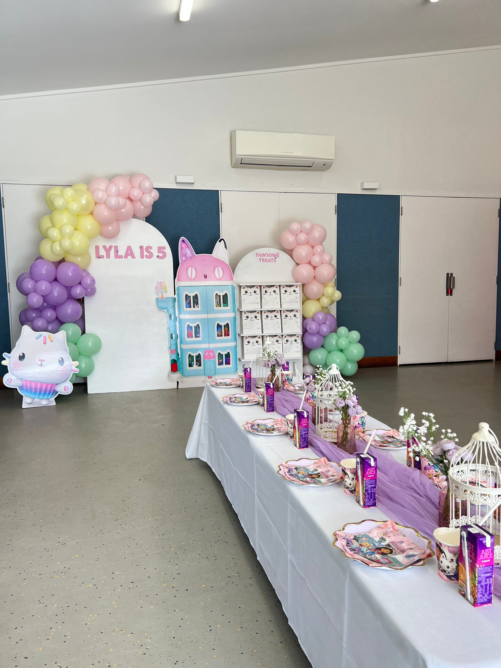 GABBYS DOLLHOUSE - BACKDROP PACKAGE