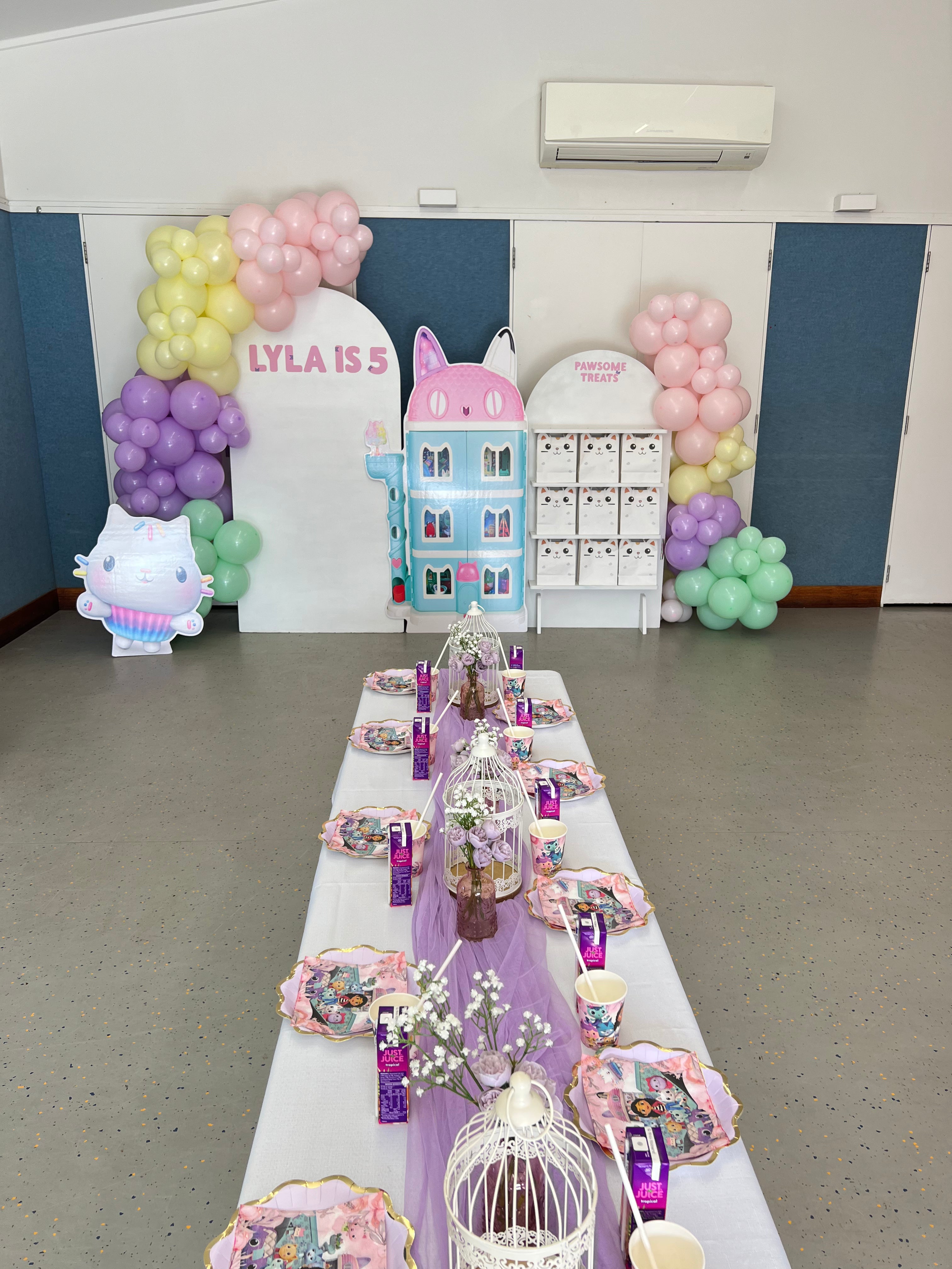 GABBYS DOLLHOUSE - BACKDROP PACKAGE