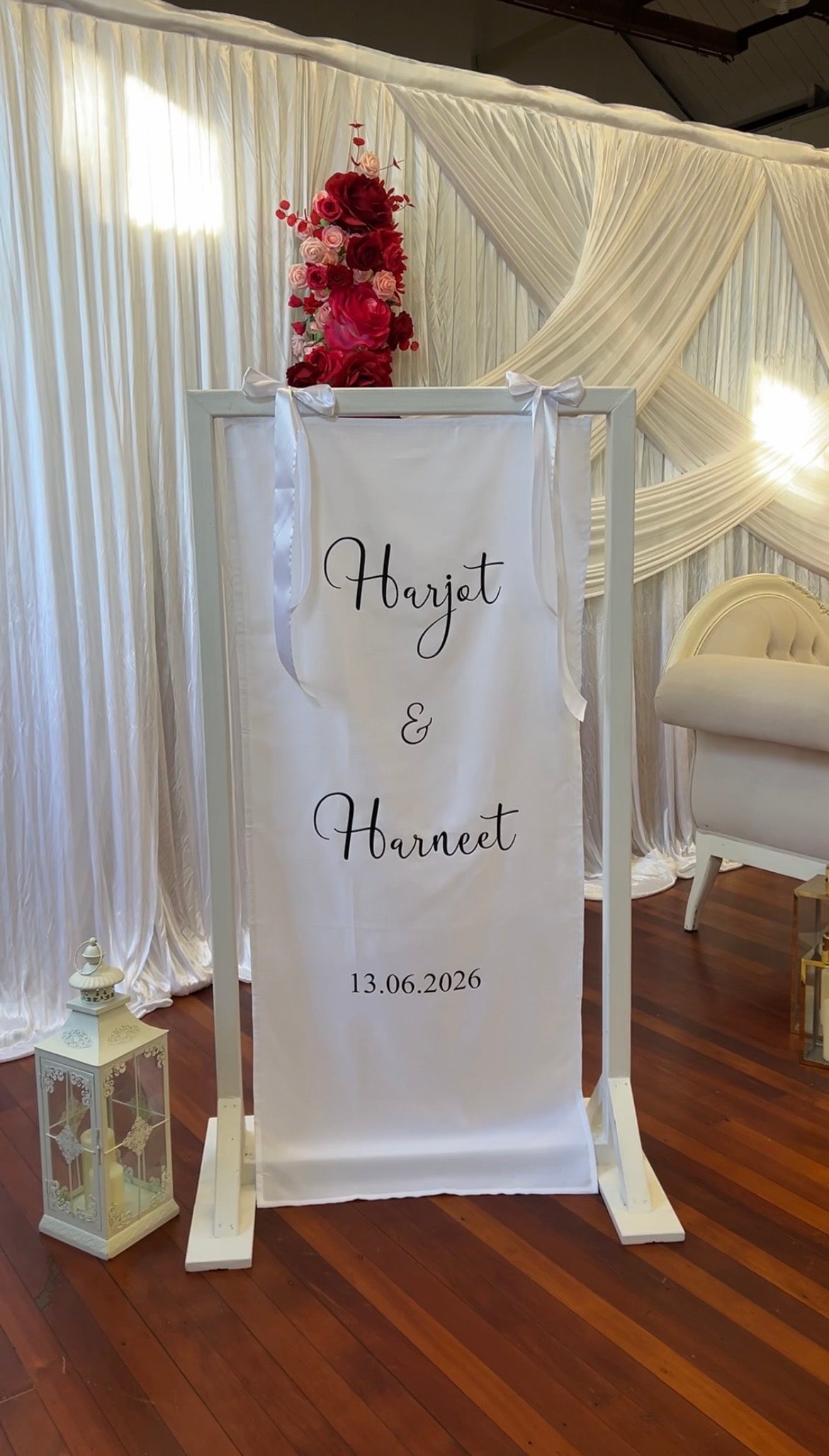 LINEN SIGNAGE